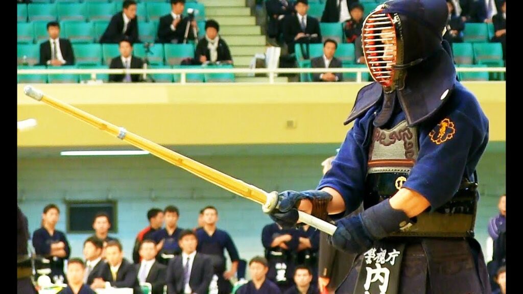 全日本剣道選手権大会で3度の優勝を誇る剣豪、内村良一